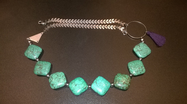 collier en turquoises du Népal 